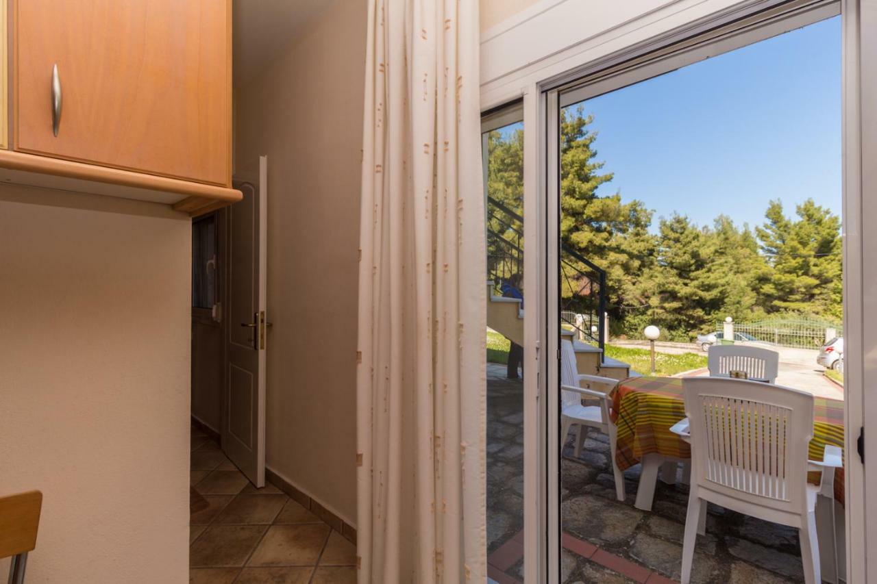 Kyrana Apartments Palioúri Eksteriør bilde